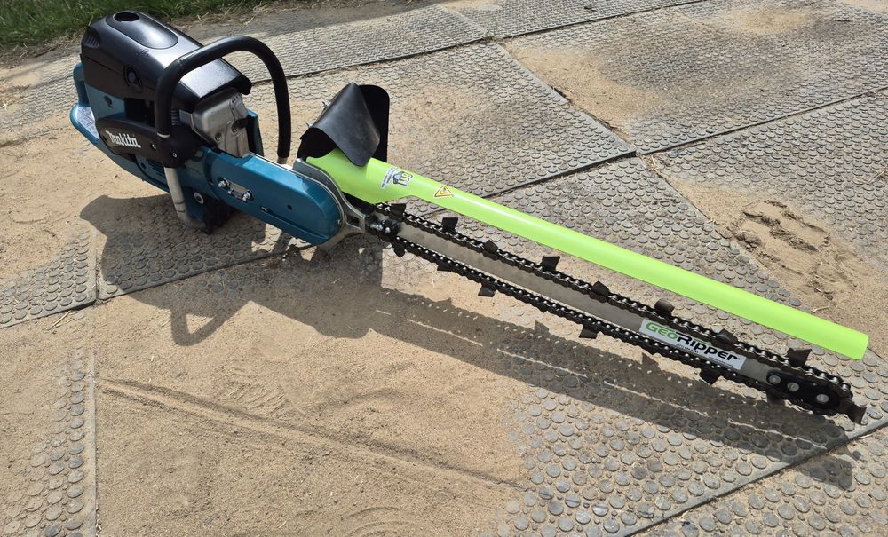 Koparka łańcuchowa minitrencher Georipper M700 Makita powystawowa