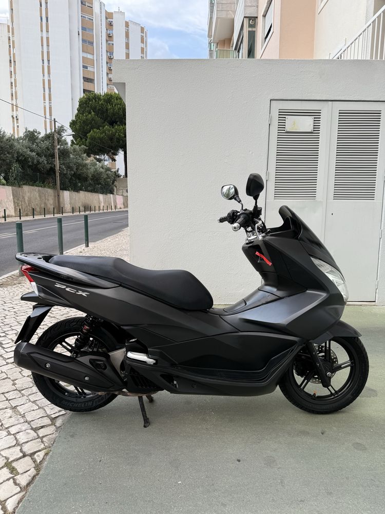 MOTO PCX 2017 (Otimo Estado)