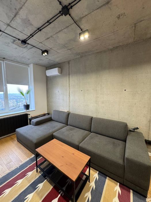 Квартира в стиле лофт в центре Одессы