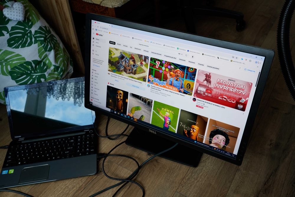 Monitor Dell UltraSharp U2713HM 27" – WQHD 2560x1440