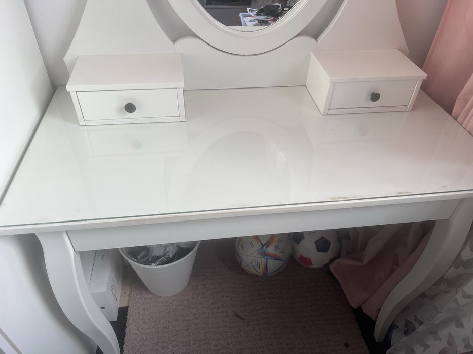 Toaletka z IKEA HEMNES