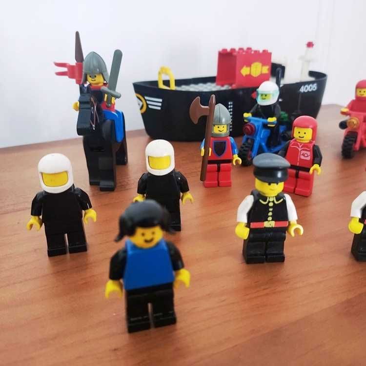 Conjunto de Legos Antigos