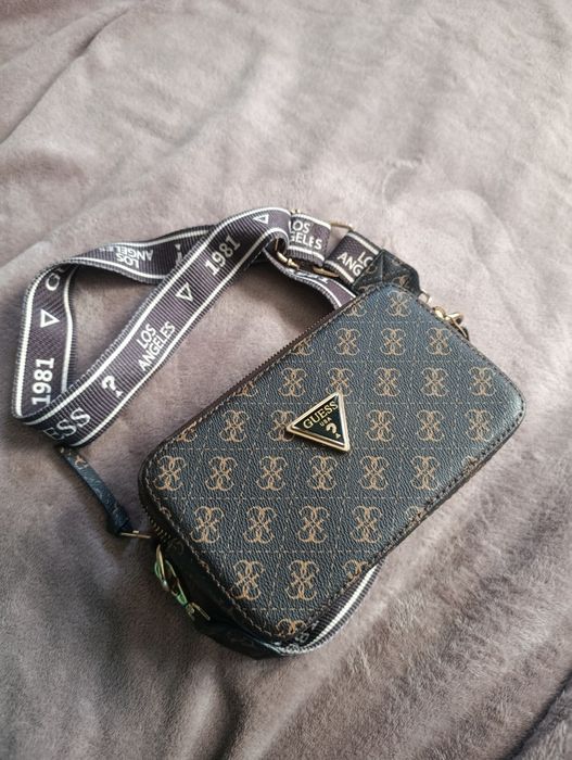 Продам сумку Guess