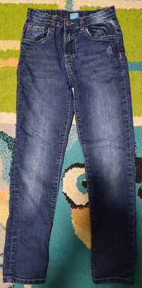 Spodnie jeansowe dla chłopca 134