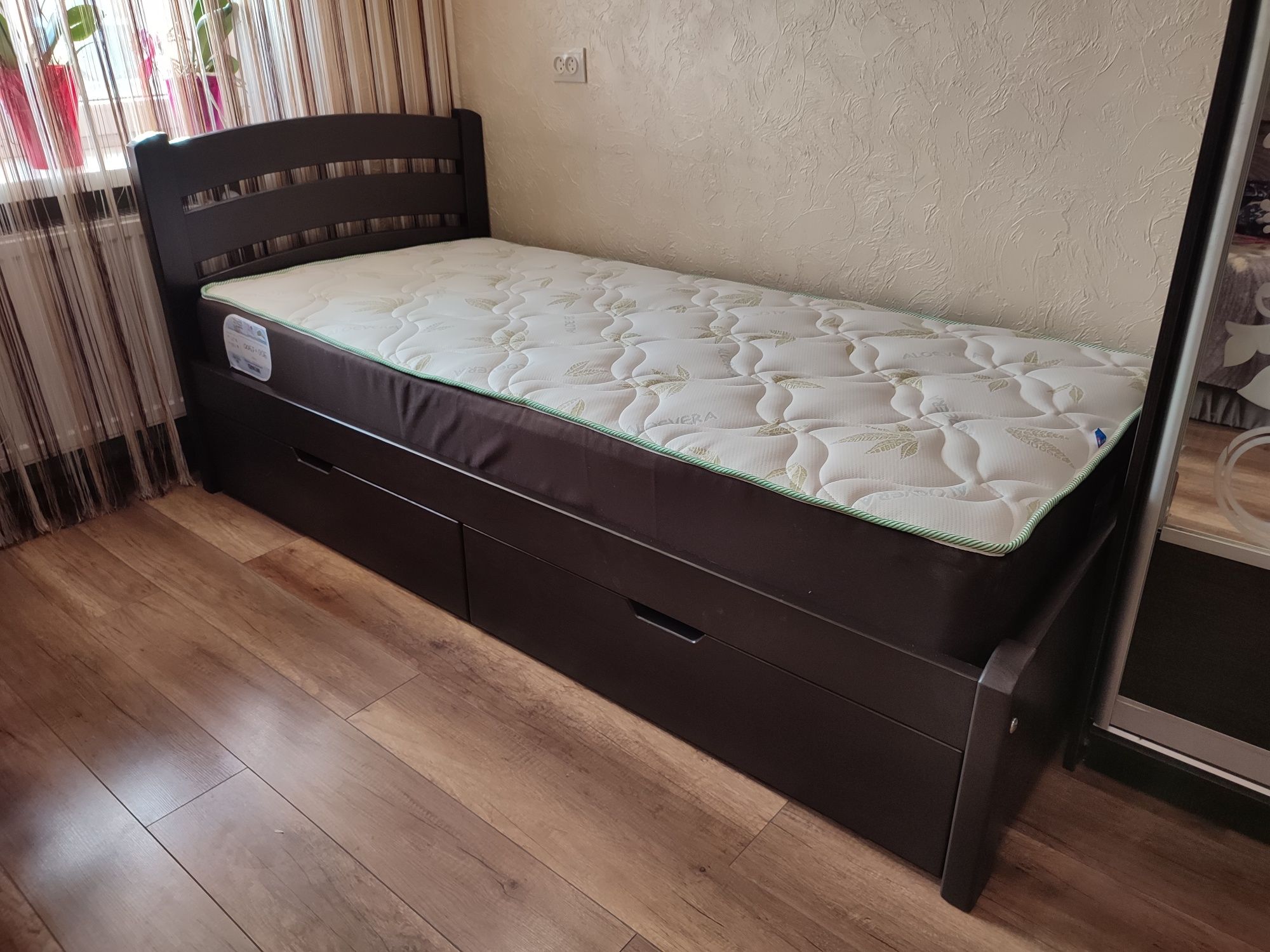 Односпальне ліжко з дерева, деревянная кровать , Лофт кровать