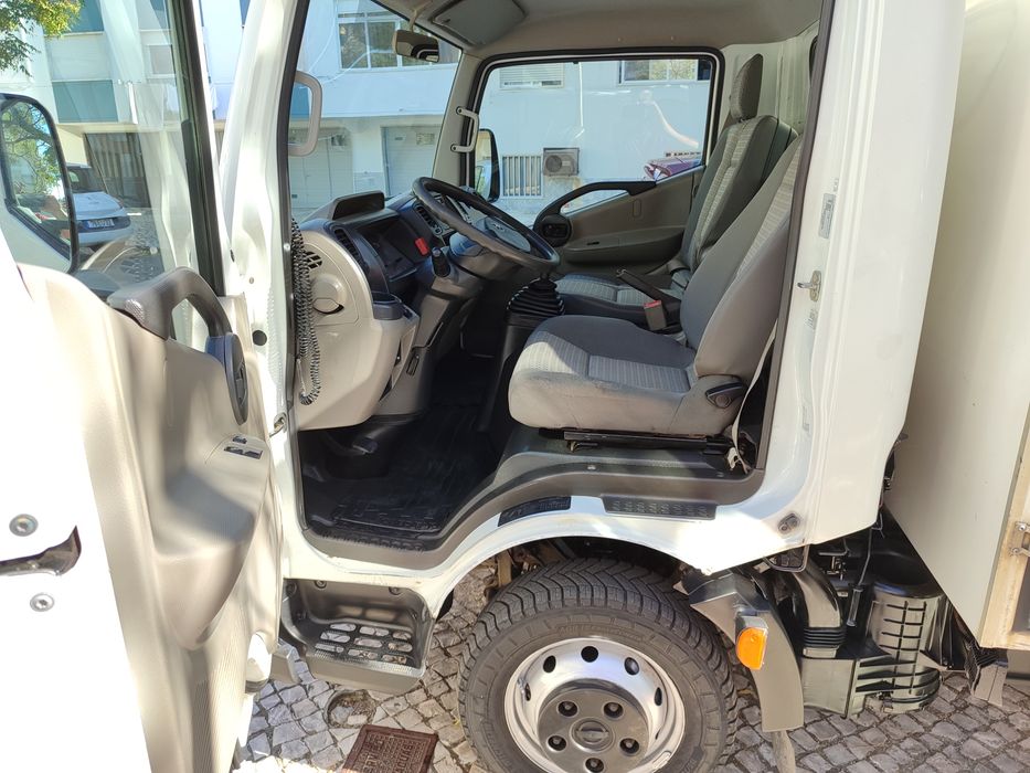 Nissan Cabstar 2.5DCI 35-14