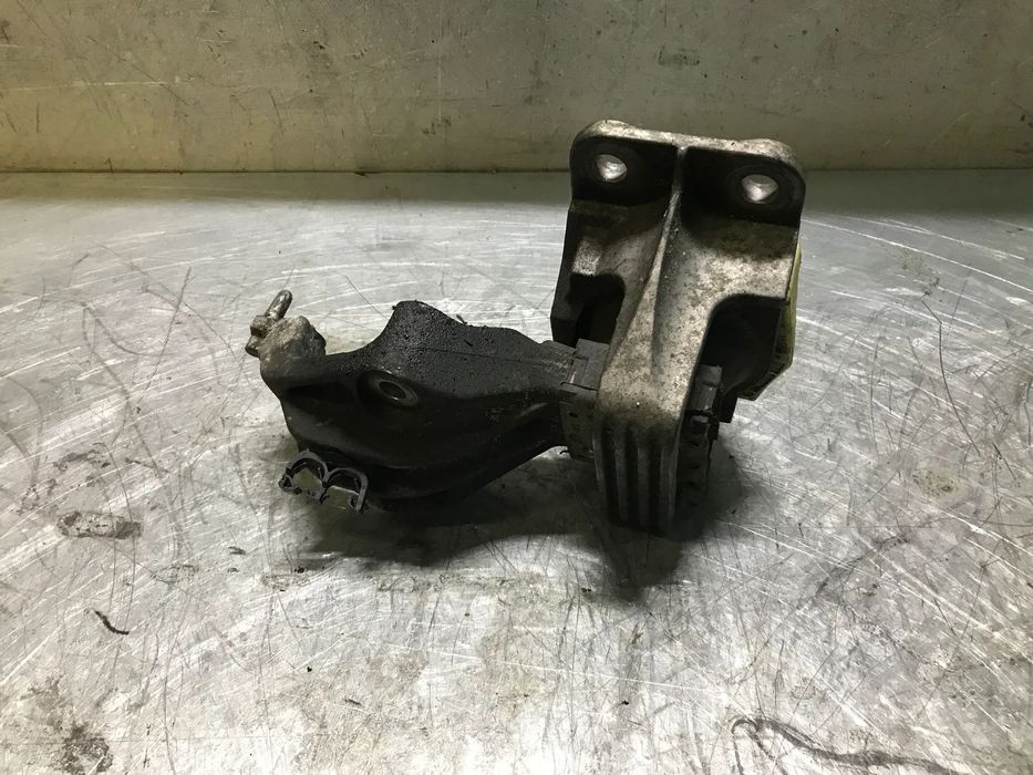 APOIO DO MOTOR DIREITO RENAULT SCENIC / MEGANE III 1.5DCI 1121000020R