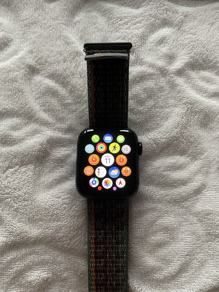 Zegarek apple watch SE 2 gen 40mm