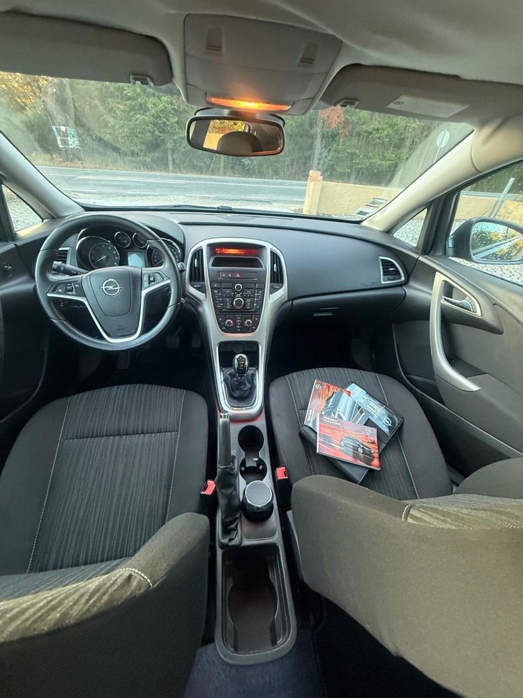 Opel Astra 1.4 cc IMACULADO
