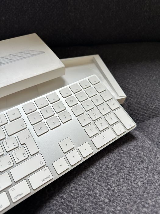 Apple Magic Keyboard A1843 - rosyjski uklad