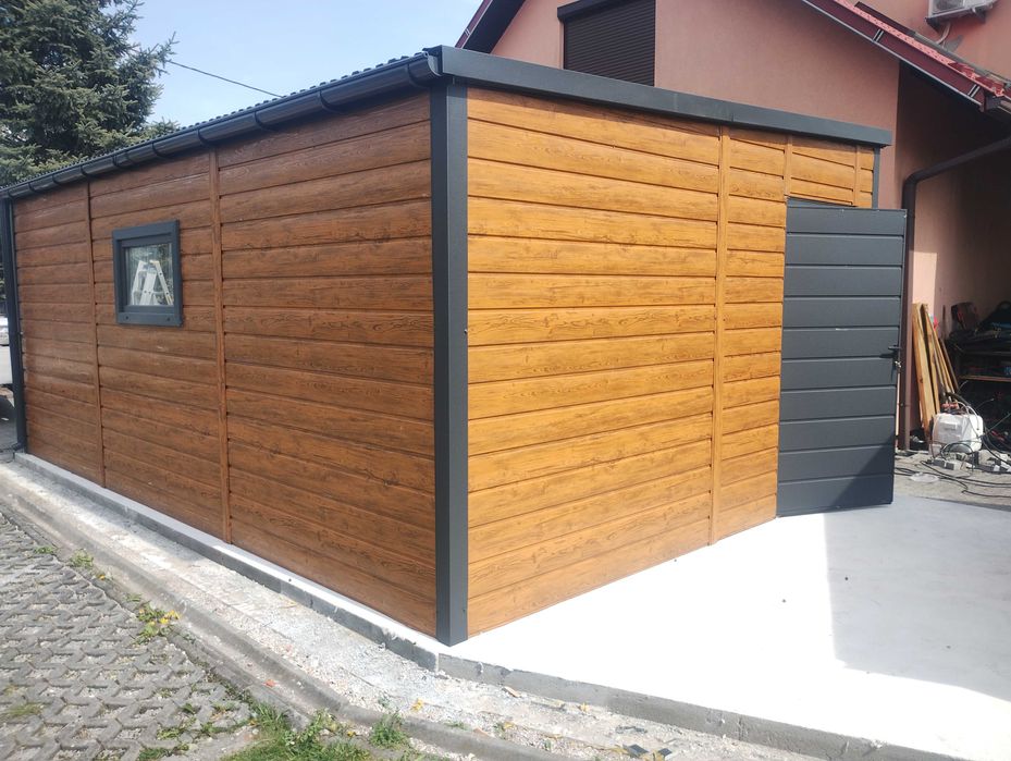 Garaż ocieplany stalowy drewnopodobny. 4x6. Automat. Płyta pur 4.