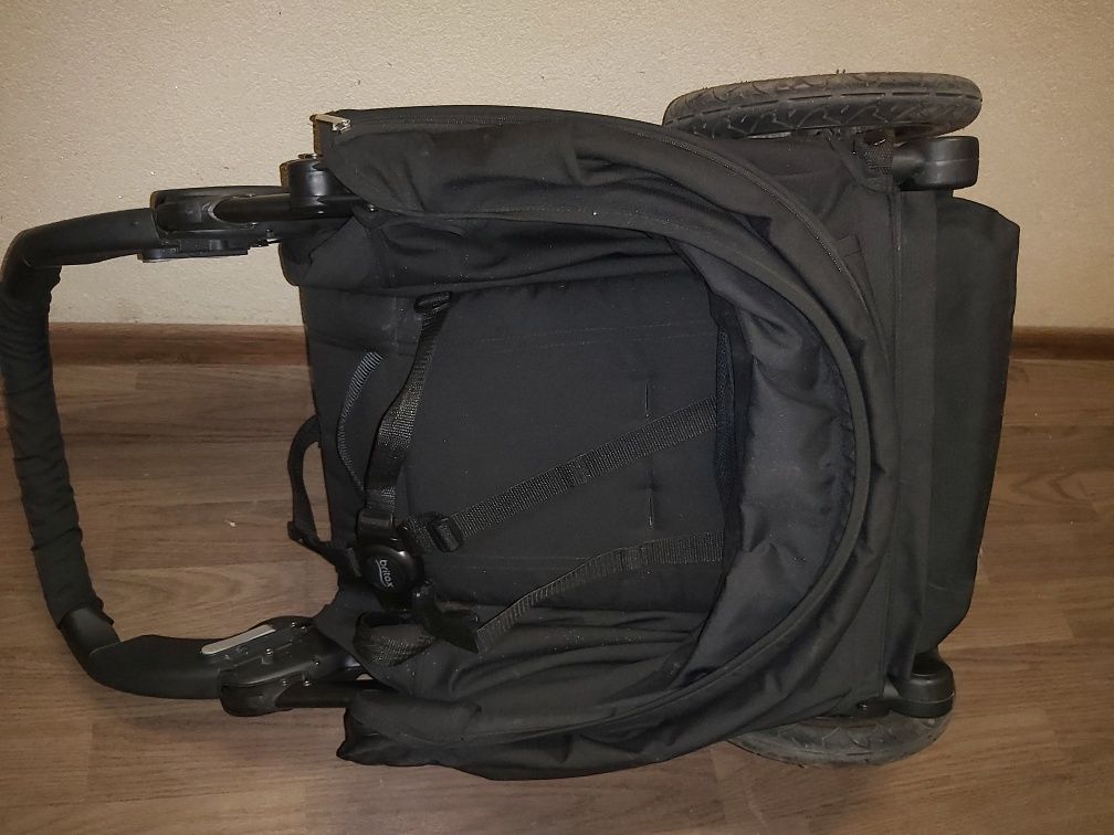 Продам коляску Britax b-motion. Цена снижена !!!