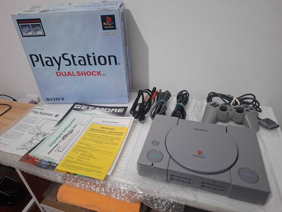 PS1/Playstation 1 Scph-9001 Ntsc-u America + Jogos