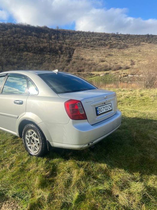 Продам лачетті в хорошому стані