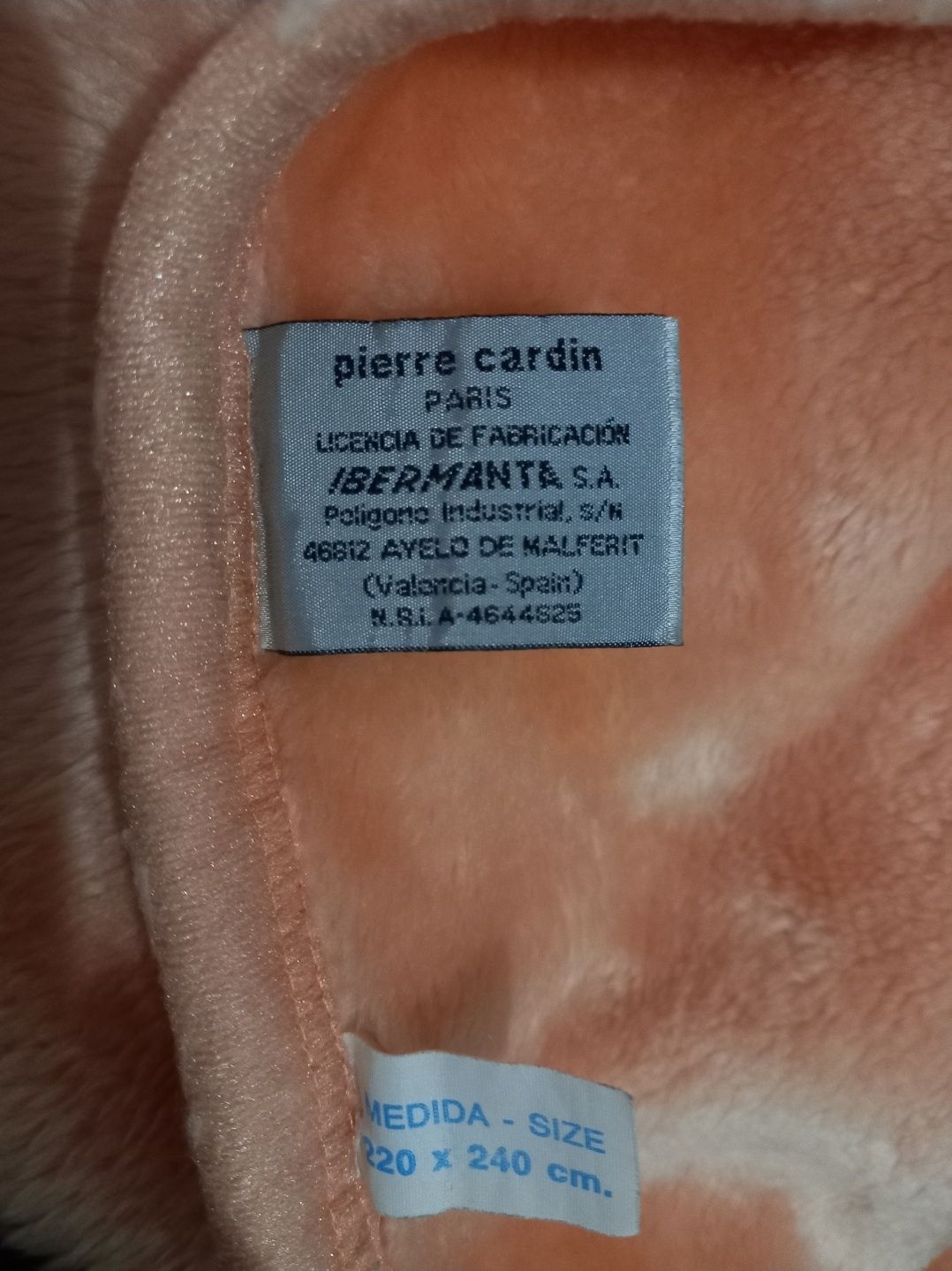 Coberta Pierre cardin