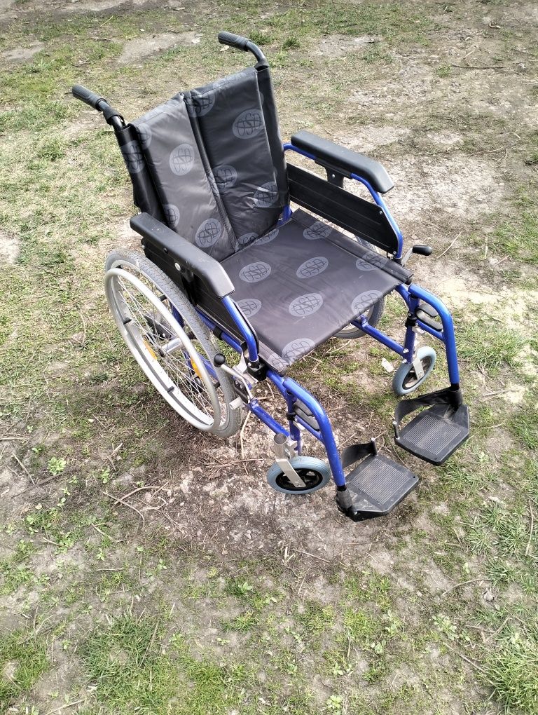 Инвалідне крісло