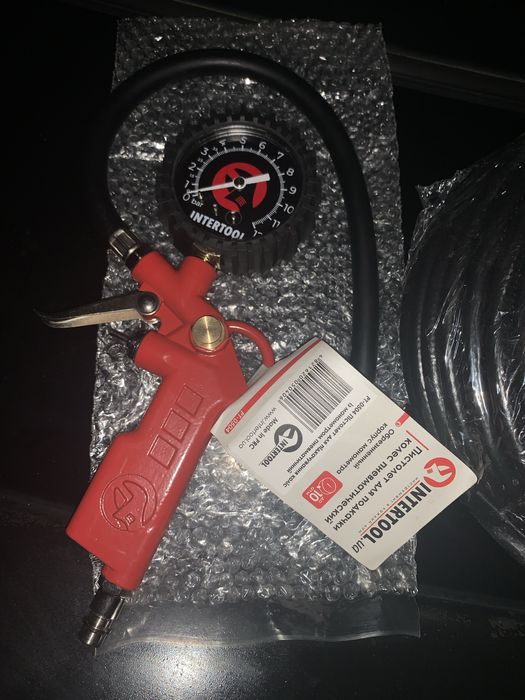 Шланг підкачки з манометром