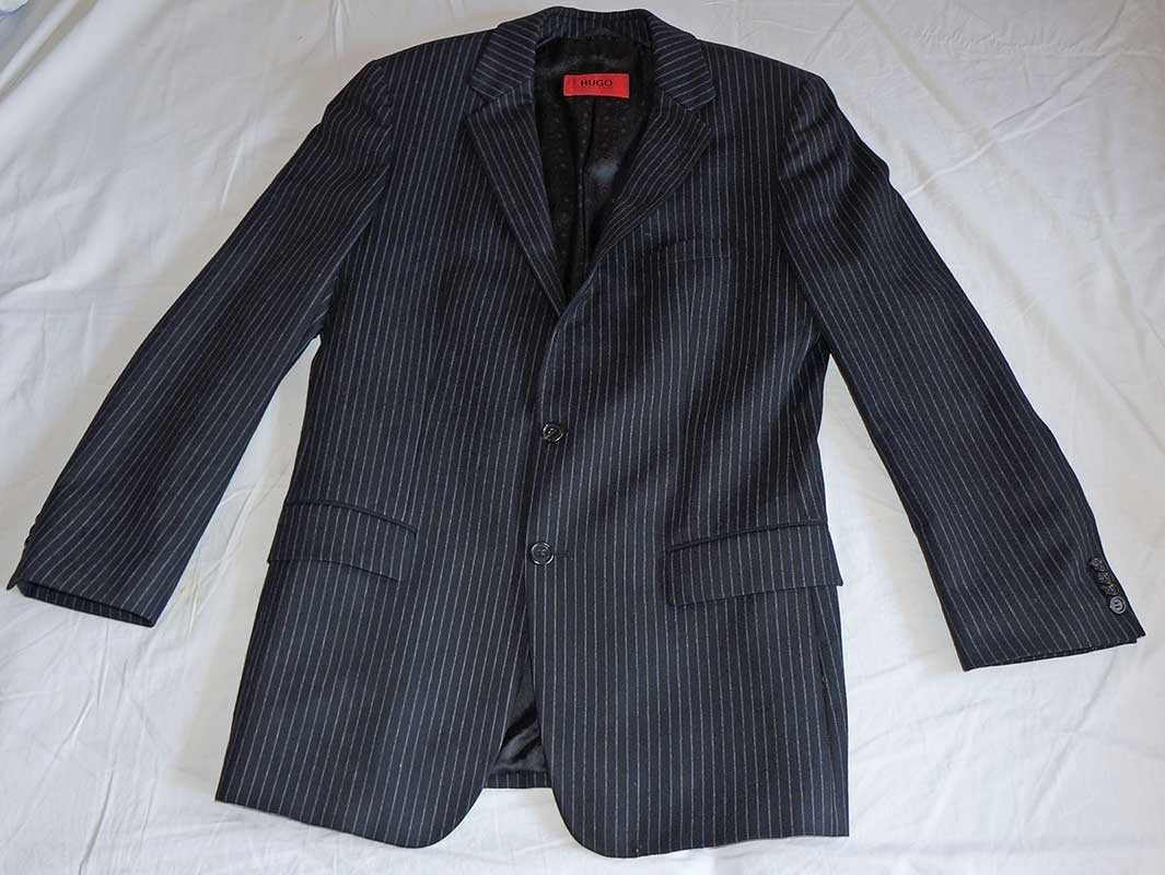 Піджак HUGO BOSS оригінал не вживаний з мікродефектом тканини р. 50