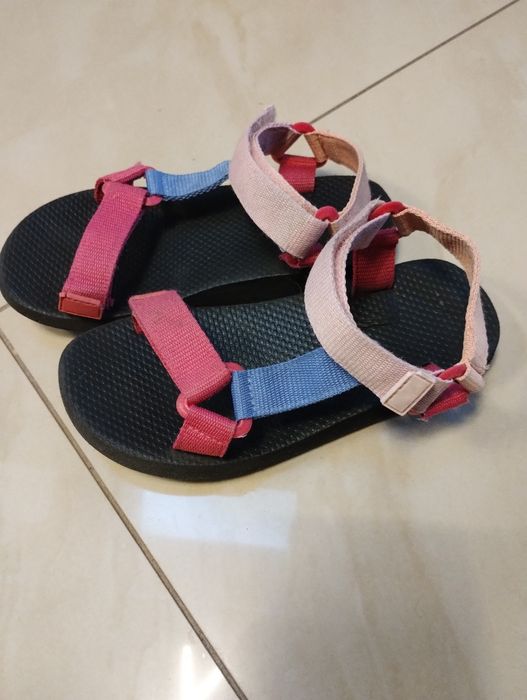 Lekkie kolorowe sandałki z pianki rozm. 30