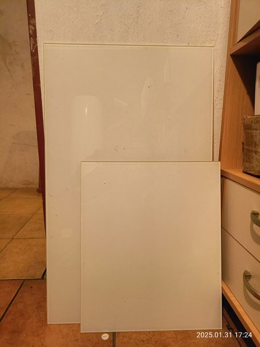 Płyty szklane na komodę/szafkę nocną Ikea MALM