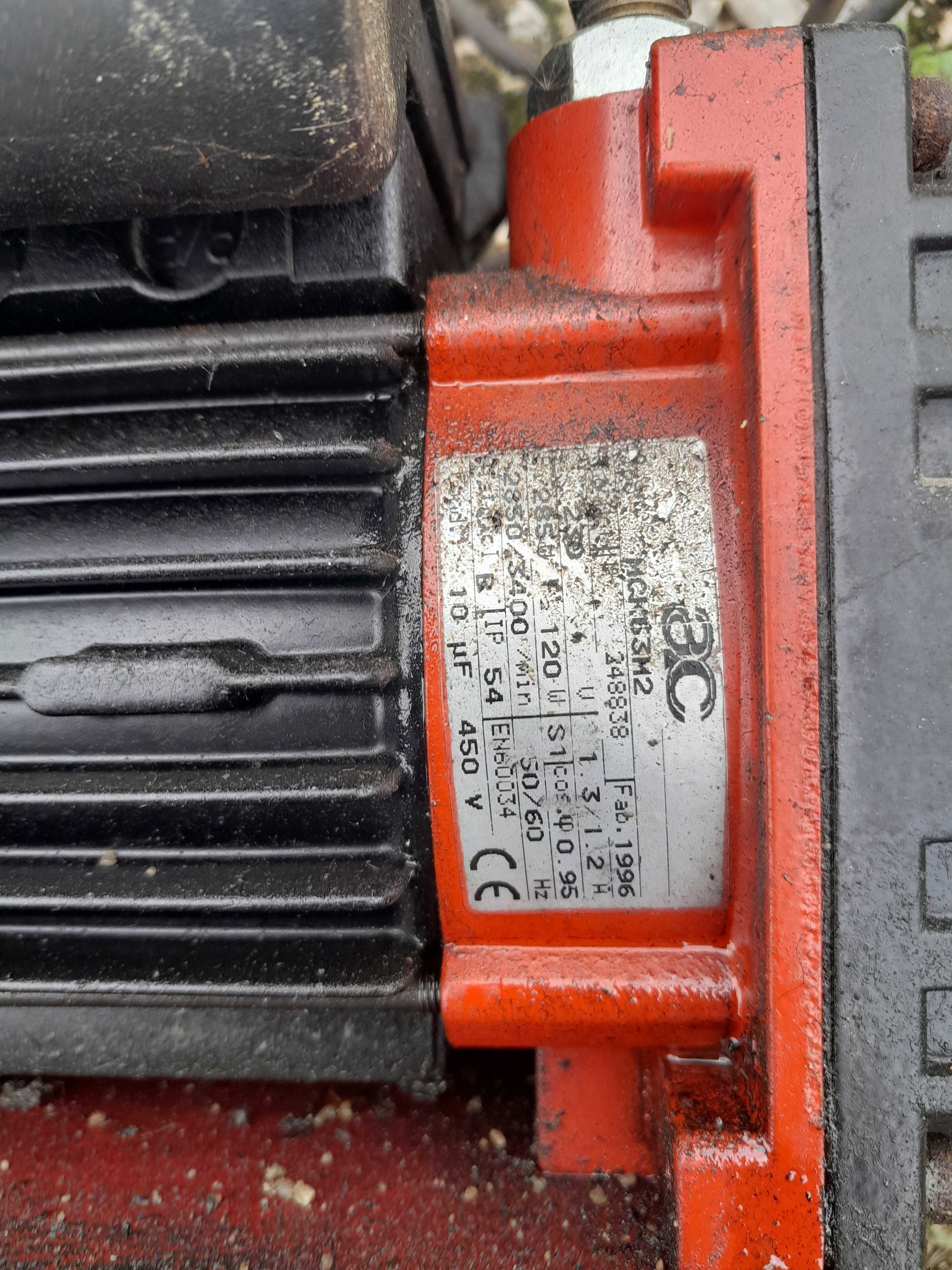 Motor eléctrico em bom estado