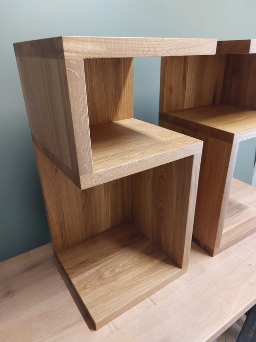 Szafka dębowa olejowana, lite drewno dębowe , stolik nocny , kwietnik