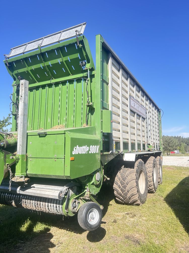 Przyczepa samozbierająca bergmann shuttle 980k