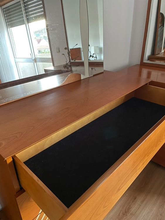 Cómoda de quarto c/espelho