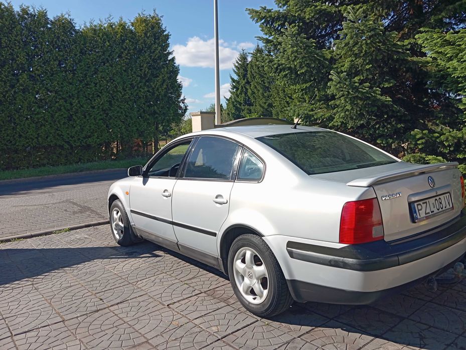 Volkswagen Passat B5 benzyna+Gaz fajne autko możliwa zamiana!