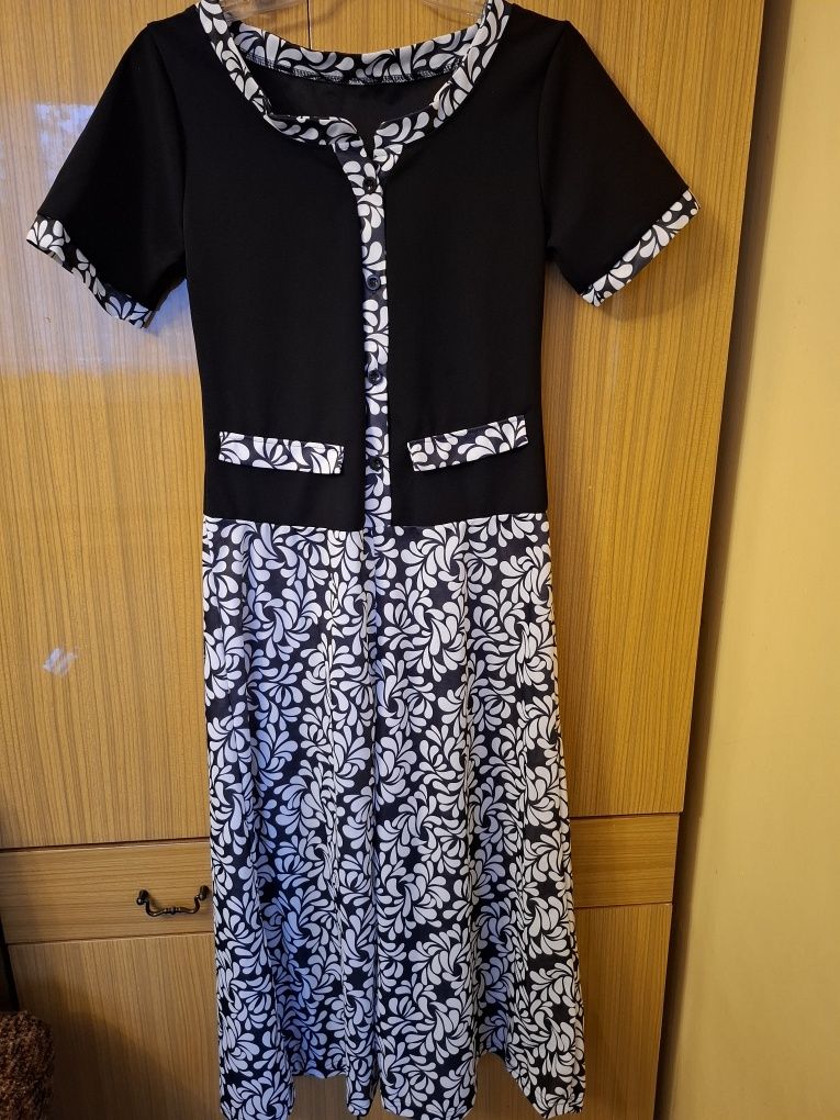 Sukienka rozmiar XL