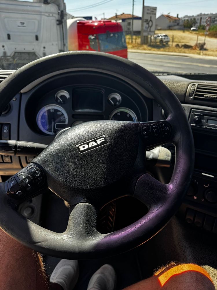 DAF CF85 Low Deck 2010