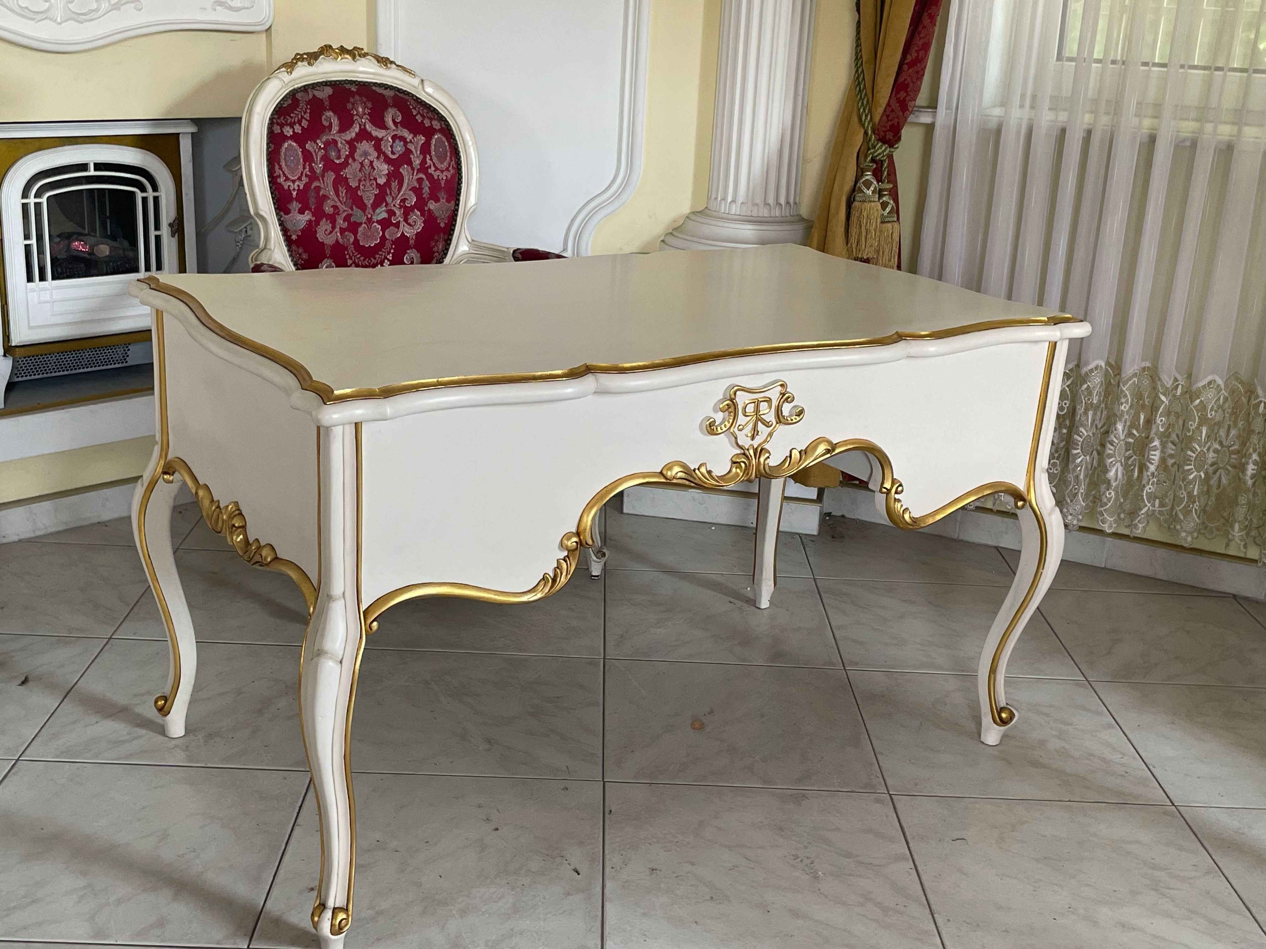 biurko z drewna glamour