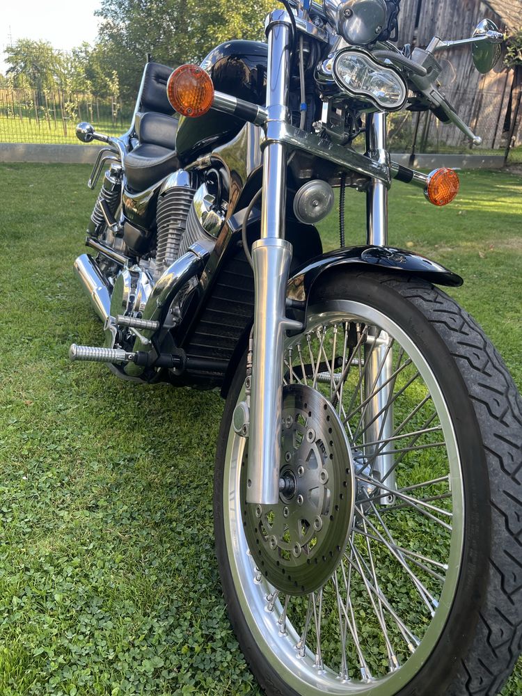 Suzuki intruder vs800 od motocyklisty+ubranie .filmik