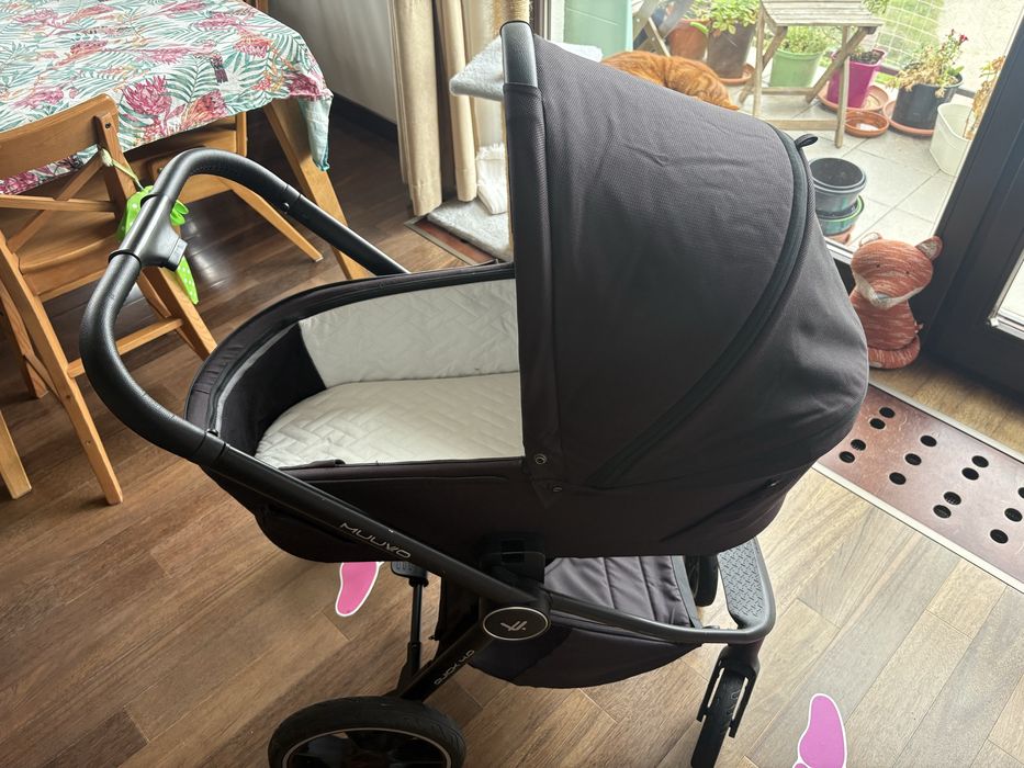 Muuvo Quick 4.0 Classic Black 2w1 spacerówka +gondola