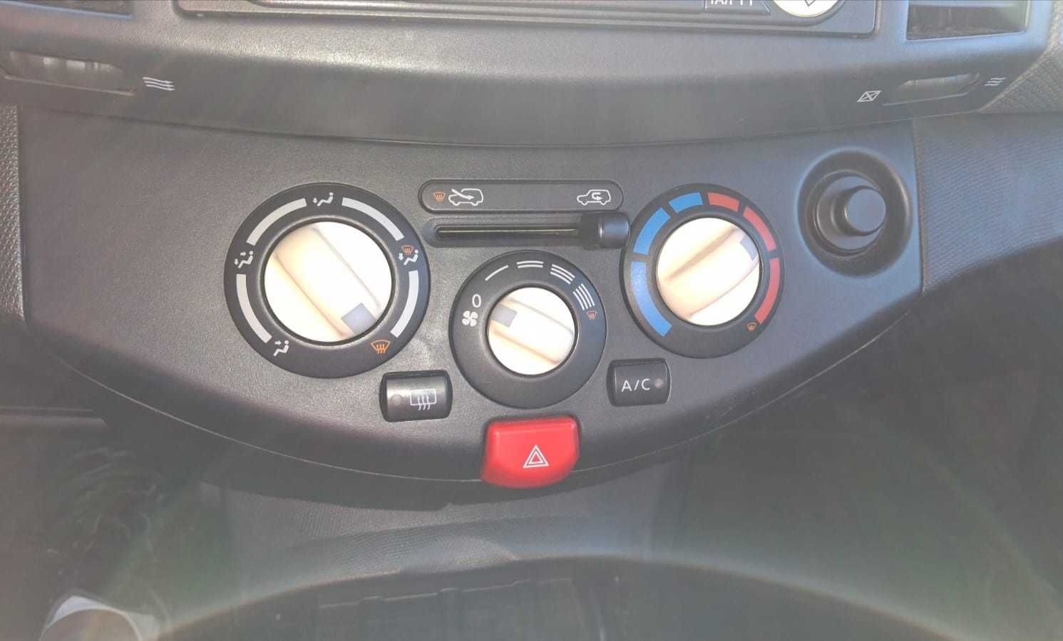 Carro citadino com embraiagem nova