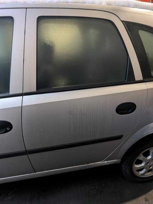 Drzwi tył tylne lewe Opel Meriv A Z157
