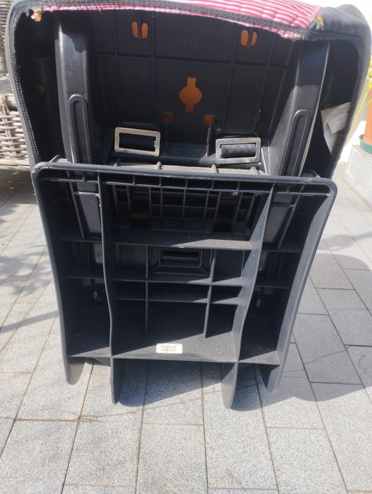 Vendo cadeira auto ZY Izzigo