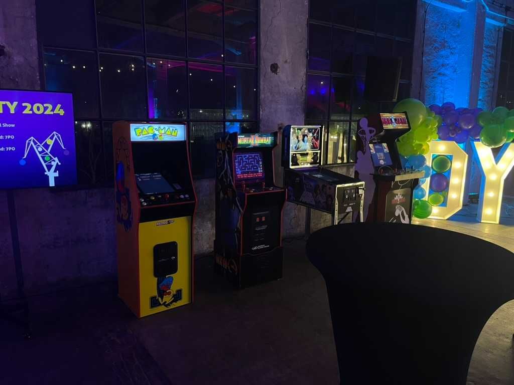Wynajem Automaty do gier Arcade Retro, Flipper Atrakcje na event