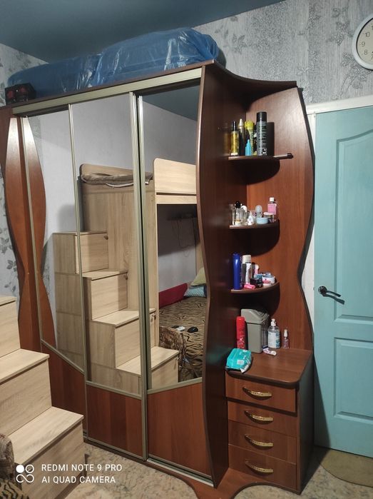 Продаж простора кімната в гуртожитку