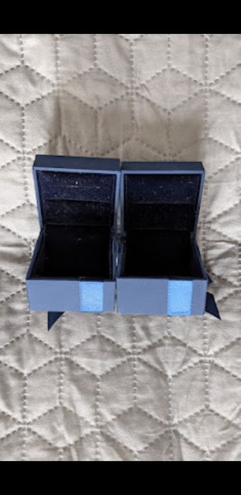 Подарункові коробочки для прикрас у асортименті