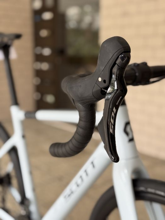 Bicicleta estrada Scott Addict 50 (nova)