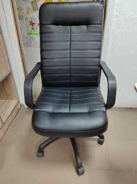 Кресло офісне бу
Габаритные размеры кресла
Ширина кресла
6