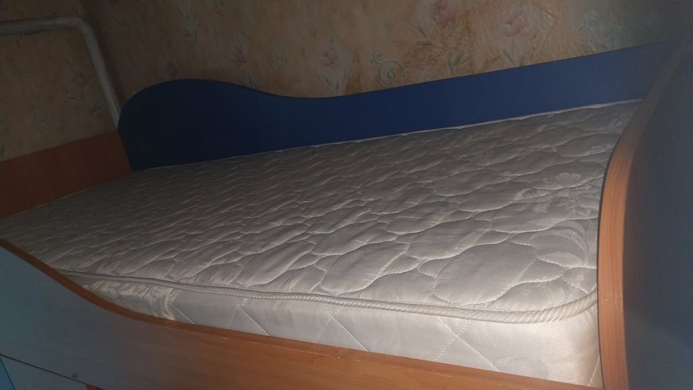 Продается кровать