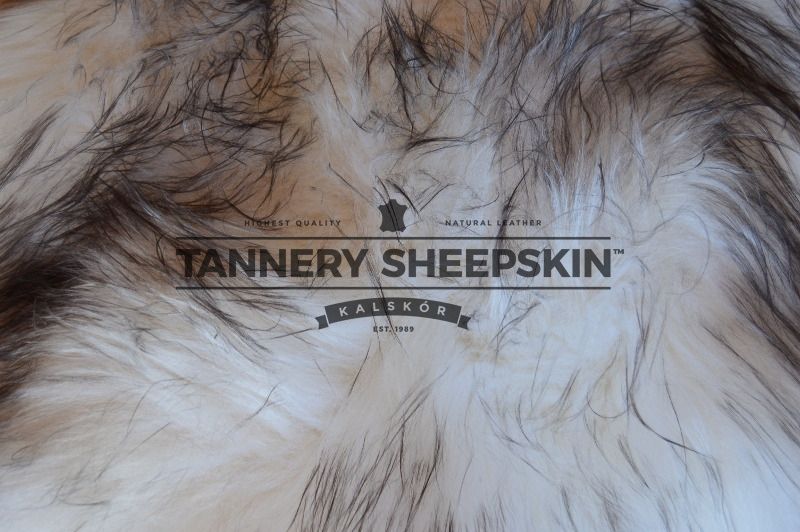 Dywanik Skóra Owcza Muflon Szary Island 90-110cm Skóry Naturalne