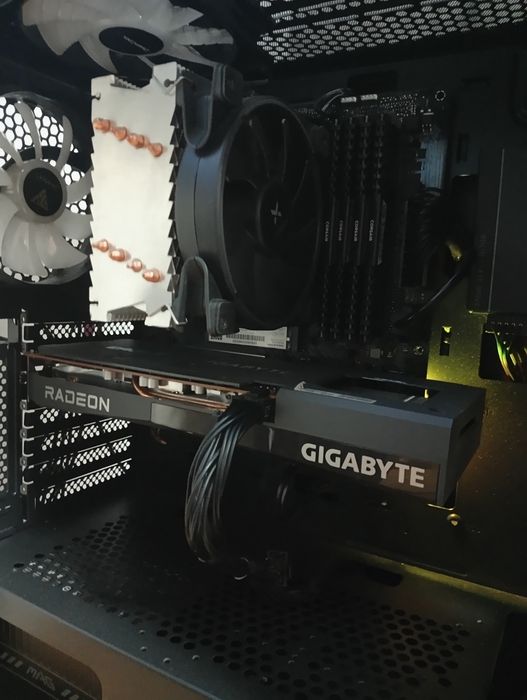 Продам видеокарту Rx6600xt