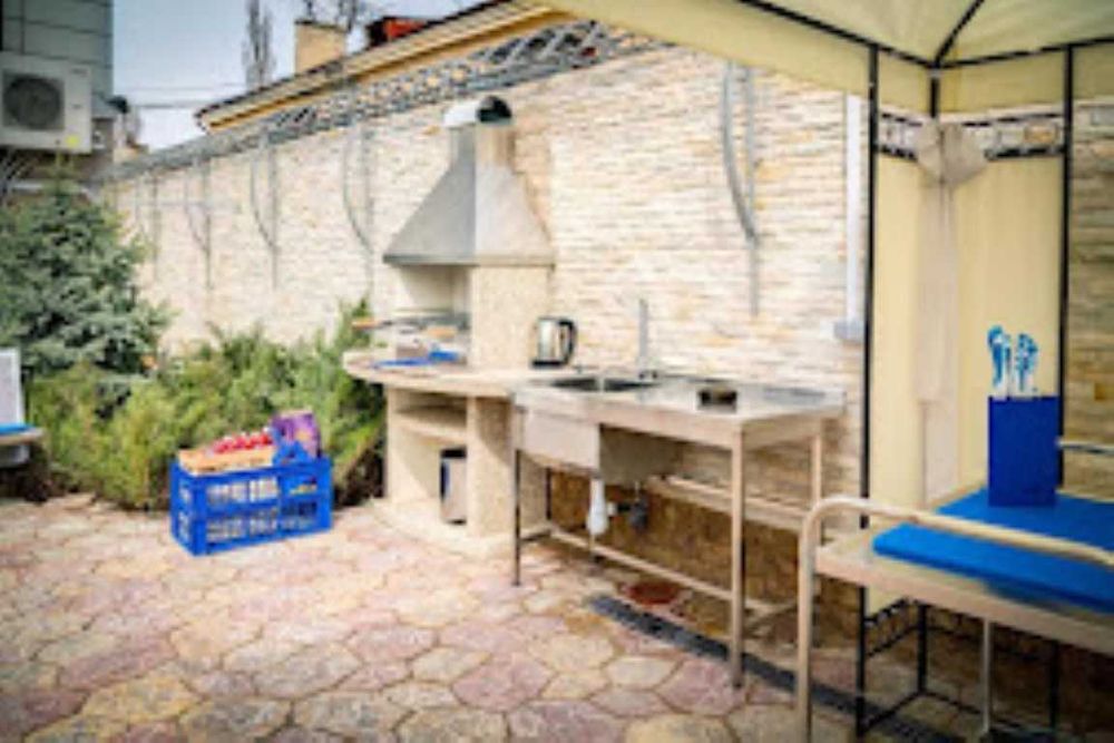 7 ст Б Фонтана 520 м гостиница 14 номеров -студий с кухней и с/у