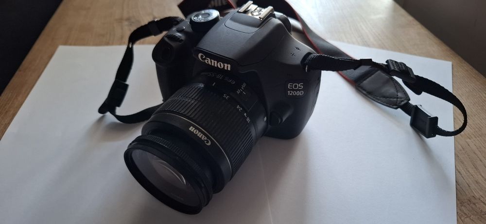 CANON EOS 1200D + obiektyw 18-55mm