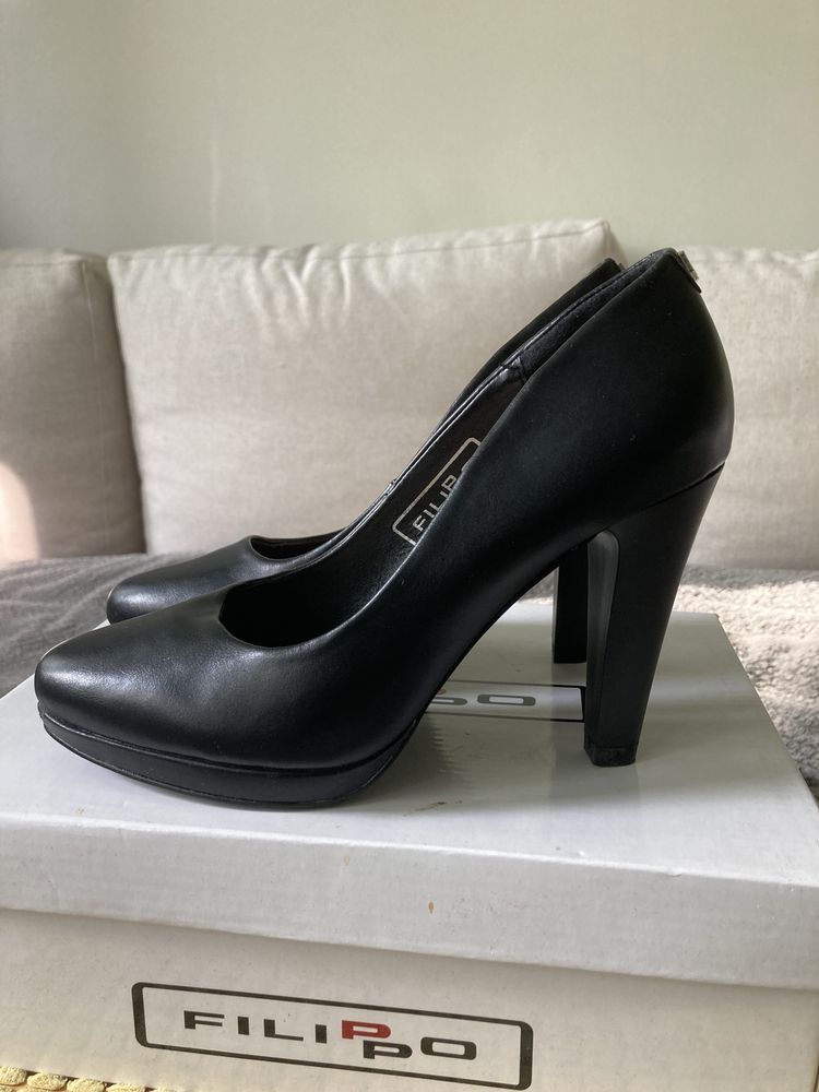 Buty Filippo na obcasie