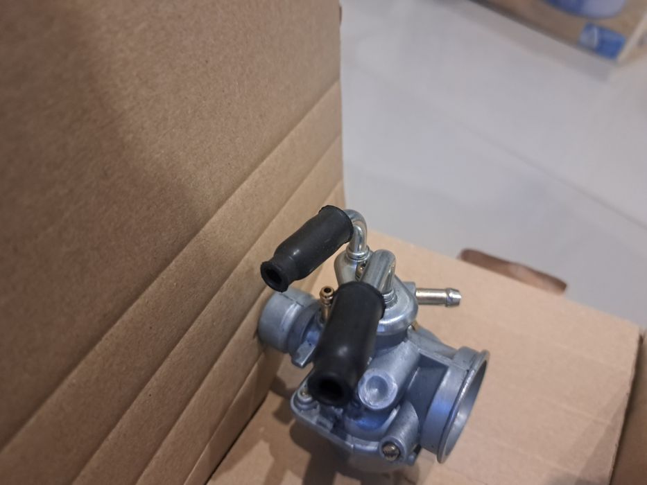 Gaźnik nowy do yamaha slider,Mbk, booster Aprilia.