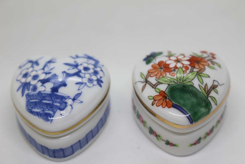 Caixa Coração em Miniatura Vista Alegre 1980 Pintadas Mão